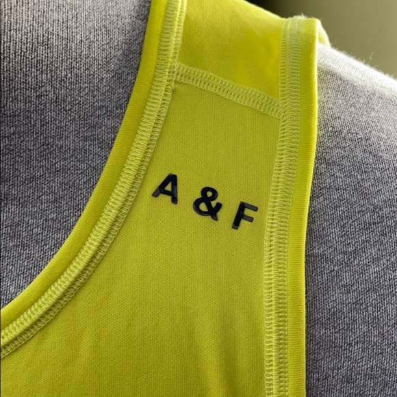 Abercrombie & Fitch tank top - Picture 3 of 5